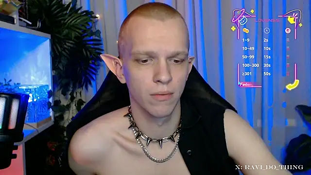 Snapshot of frozen_boy chatting on 20, 11, 2025 frozen boy online show from 20, 11, 2025