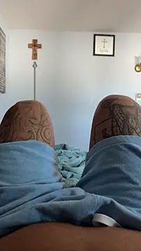 Snapshot of Lunablu13 chatting on 14, 12, 2025 Lunablu13 online show from 14, 12, 2025