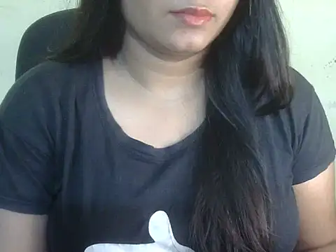 Aanya Hazel online show from 4, 11, 2025