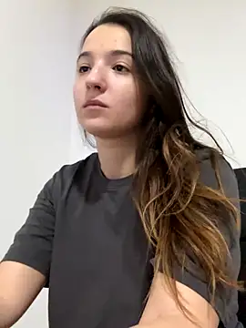 Snapshot of MissMay chatting on 19, 10, 2025 MissMay online show from 19, 10, 2025