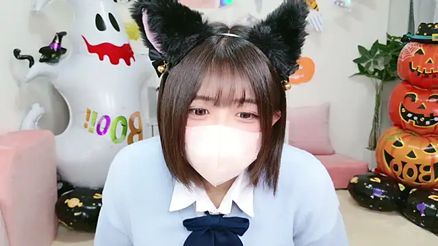 Snapshot of Hinata_Sun chatting on 27, 10, 2025 Hinata Sun online show from 27, 10, 2025