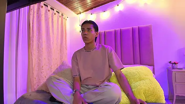 camilo nom online show from 27, 9, 2025