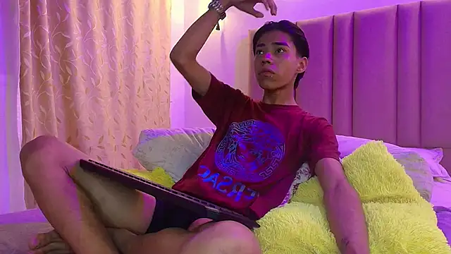 camilo nom online show from 10, 10, 2025