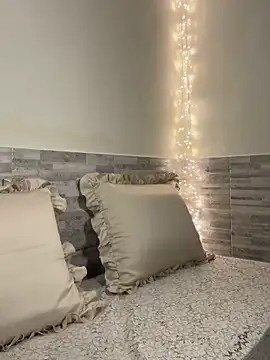 Snapshot of xbigpeach chatting on 17, 3, 2026 xbigpeach online show from 17, 3, 2026