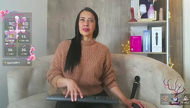 Snapshot of cortney_tayler chatting on 18, 11, 2025 cortney tayler online show from 18, 11, 2025