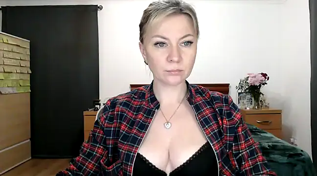 ParadiseAlina online show from 10, 2, 2025