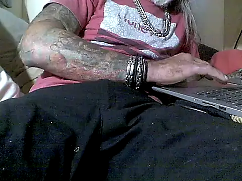 crassanova online show from 16, 12, 2025