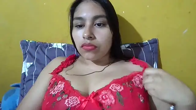 Snapshot of zairabreze chatting on 11, 10, 2025 zairabreze online show from 11, 10, 2025