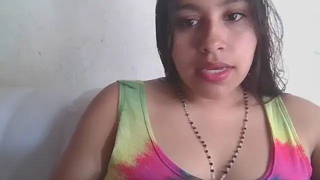 Snapshot of zairabreze chatting on 2, 11, 2025 zairabreze online show from 2, 11, 2025