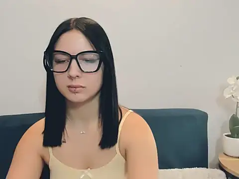 TaliaAdorable online show from 15, 2, 2026