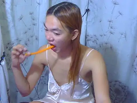 Snapshot of ursexy_prettytrans chatting on 22, 10, 2025 ursexy prettytrans online show from 22, 10, 2025