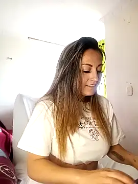 Snapshot of -AngelNova- chatting on 14, 9, 2025 -AngelNova- online show from 14, 9, 2025