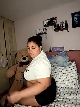 Snapshot of kendra_lil_evill chatting on 10, 10, 2025 kendra lil evill online show from 10, 10, 2025