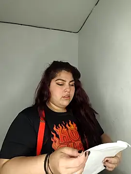 Snapshot of kendra_lil_evill chatting on 25, 10, 2025 kendra lil evill online show from 25, 10, 2025