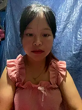 Snapshot of O_o_UwU_o_O chatting on 12, 9, 2025 O o UwU o O online show from 12, 9, 2025