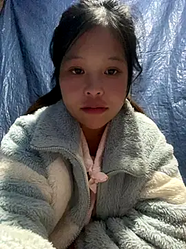 Snapshot of O_o_UwU_o_O chatting on 24, 11, 2025 O o UwU o O online show from 24, 11, 2025