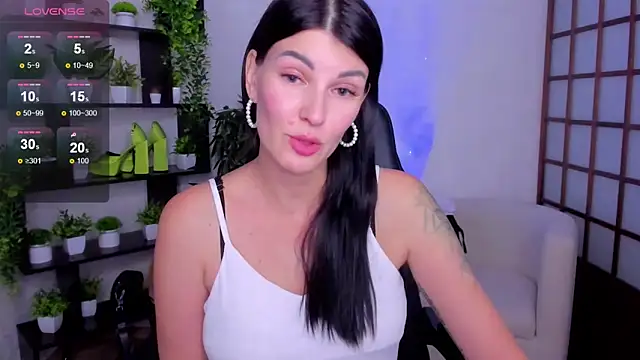 O1d Lady online show from 8, 10, 2025