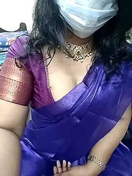 Snapshot of tamilmaha12 chatting on 28, 11, 2025 tamilmaha12 online show from 28, 11, 2025