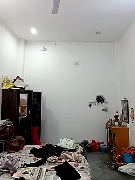 Rakhi sawant143 online show from 8, 11, 2025