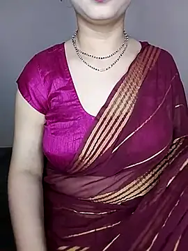 Snapshot of Oh_011 chatting on 4, 11, 2025 Oh 011 online show from 4, 11, 2025