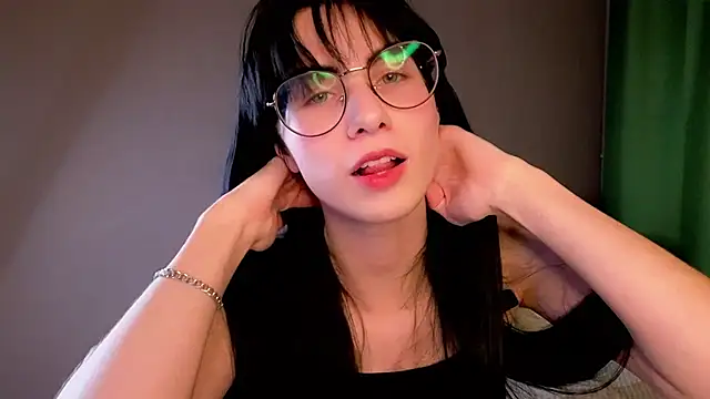 ArlineJanik online show from 24, 9, 2025