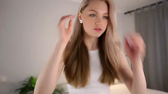 Snapshot of CherieSprinzl chatting on 2, 11, 2025 CherieSprinzl online show from 2, 11, 2025