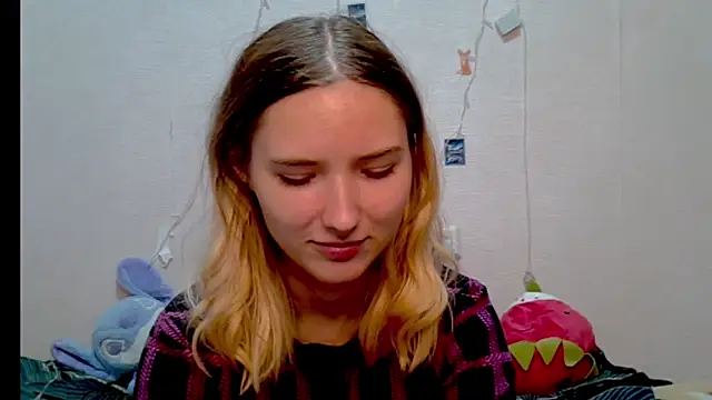  kikiclark   online show from 4, 10, 2025