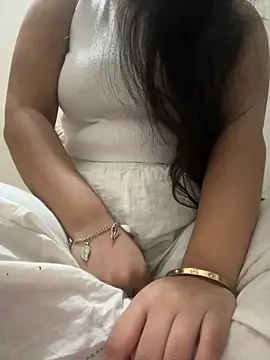 Riyakhanna1 online show from 8, 10, 2025