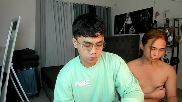 mightyhotcock online show from 5, 10, 2025
