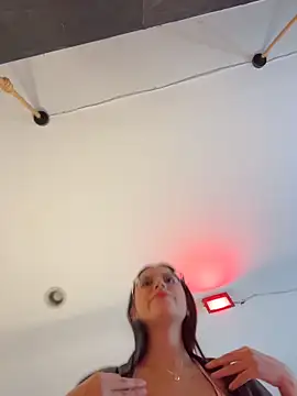 Juanita-Diaz online show from 20, 12, 2025