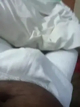 Snapshot of deshi8inch53 chatting on 27, 11, 2025 deshi8inch53 online show from 27, 11, 2025