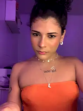 luluzinhax online show from 10, 10, 2025