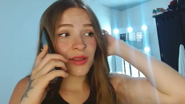 emily-scott online show from 12, 9, 2025