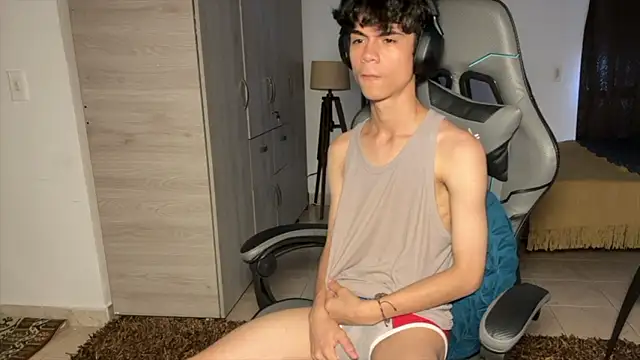 Snapshot of OopsAgain_ chatting on 13, 1, 2026 OopsAgain online show from 13, 1, 2026