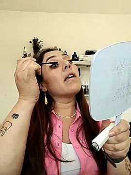 denissebombon online show from 4, 2, 2026