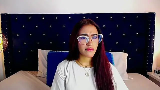 miss aris online show from 29, 10, 2025