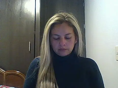 Valery  Rouse  online show from 19, 9, 2025
