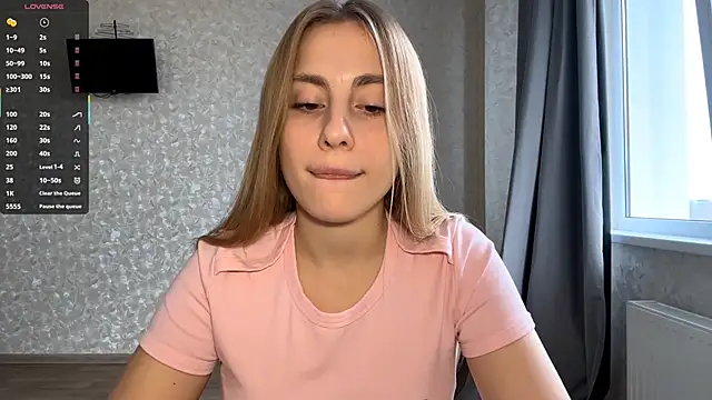 DreamyOlivia online show from 2, 11, 2025