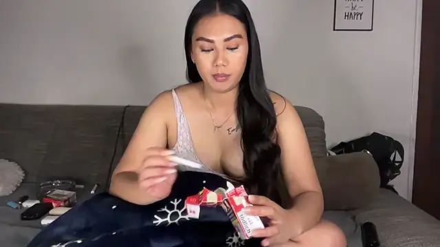 Snapshot of EclipseX_ chatting on 25, 11, 2025 EclipseX online show from 25, 11, 2025