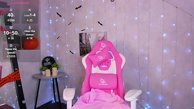 Snapshot of Lynn_Martin chatting on 2, 11, 2025 Lynn Martin online show from 2, 11, 2025