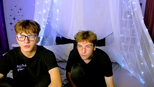 travis wolf  online show from 19, 10, 2025