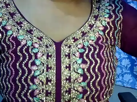 Snapshot of Sexy_vipasha chatting on 7, 11, 2025 Sexy vipasha online show from 7, 11, 2025