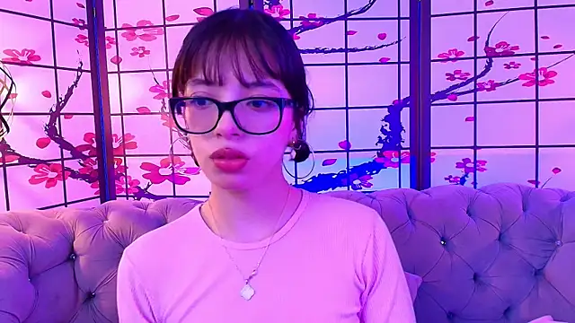 Sweet 1Angel online show from 4, 10, 2025