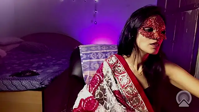 royeoy22 online show from 10, 10, 2025