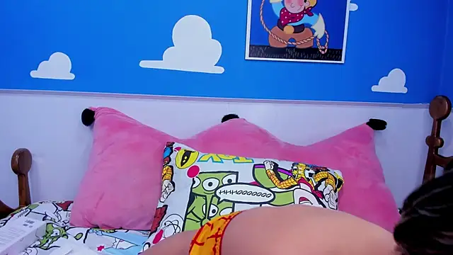 miss  evolet online show from 6, 1, 2026