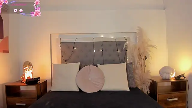 lea walkerr online show from 2, 2, 2026