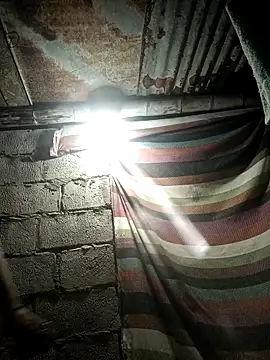 Snapshot of SaraBust chatting on 4, 4, 2026 SaraBust online show from 4, 4, 2026