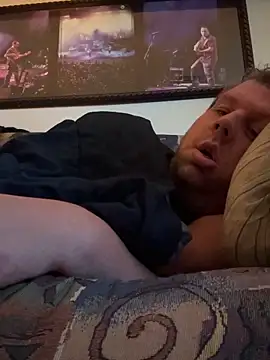 Snapshot of Stephanie1984 chatting on 9, 10, 2025 Stephanie1984 online show from 9, 10, 2025