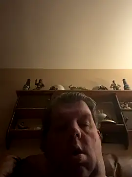 Snapshot of Stephanie1984 chatting on 8, 11, 2025 Stephanie1984 online show from 8, 11, 2025