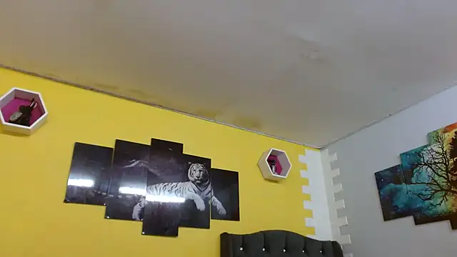 bull cam online show from 21, 10, 2025